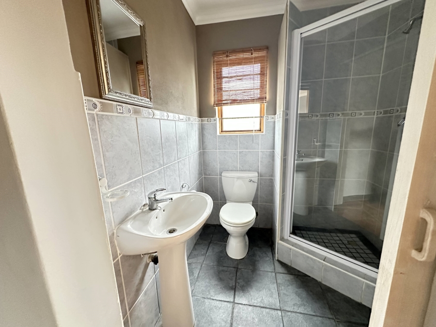 4 Bedroom Property for Sale in Cola Beach Western Cape